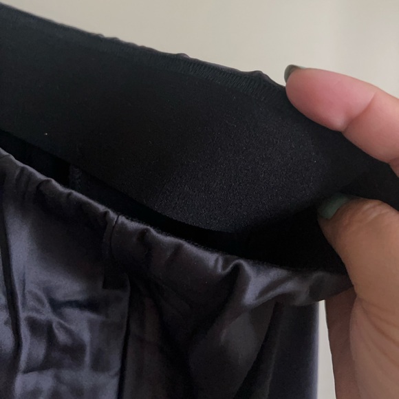 🅽🅴🆆 𝖳𝗈𝗋𝗋𝗂𝖽 𝖬𝖺𝗑𝗂 𝖫𝗈𝗇𝗀 𝖲𝗄𝗂𝗋𝗍 - Picture 9 of 10